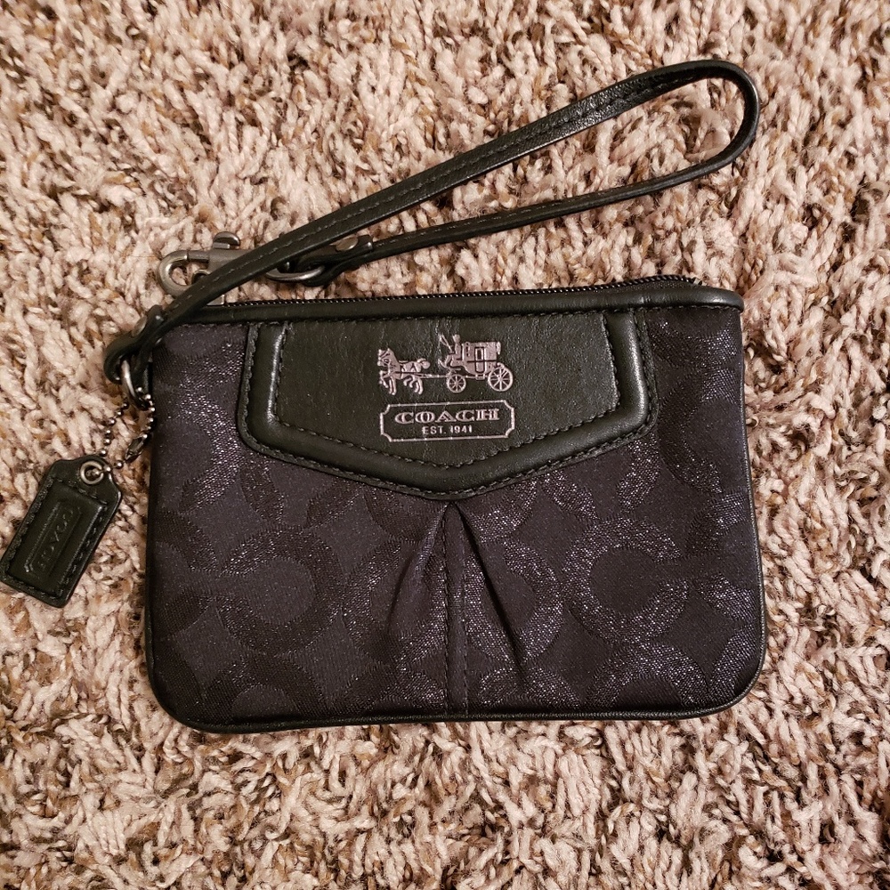 Coach Madison Wristlet
